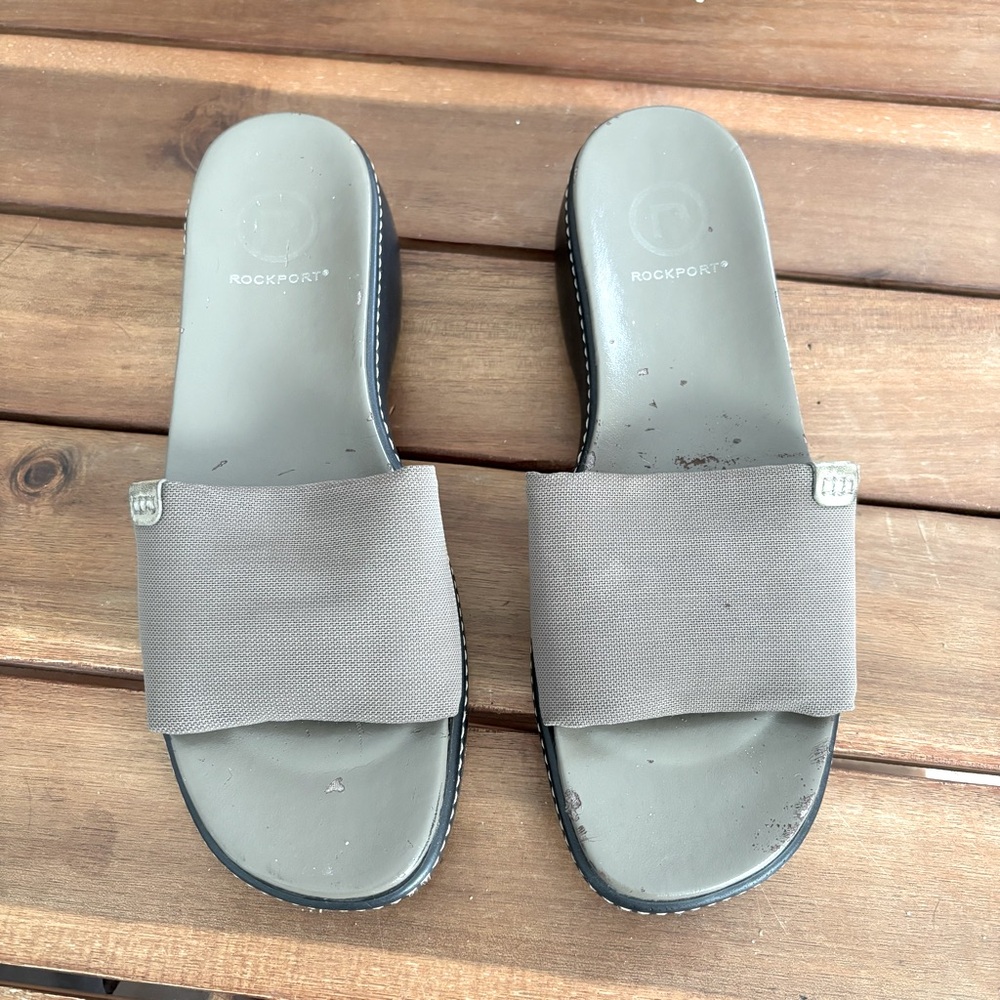Rockport Tan Stretch Slide Sandals, Size 7.5